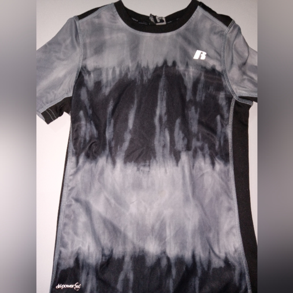 Russell size Boys-M black & gray